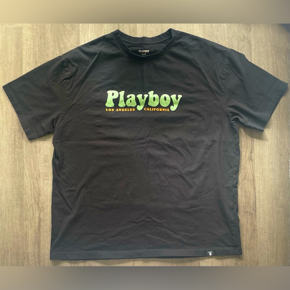 💣CLEARANCE - Playboy black boxy graphic beach Y2K simple lightweight tee SIZE L